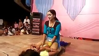 naked record dance hindi song