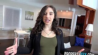 real estate agent give blowjob