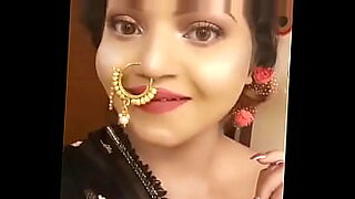 indian bhabhi neha in red saree sex