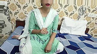england xxx video hd 18year girl urdu zuban